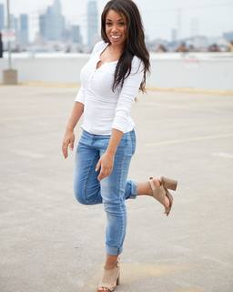 Ericka Bozeman feet photo 19