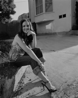 Erika Christensen feet photo thumbnail