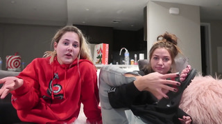 Erika Costell feet photo thumbnail