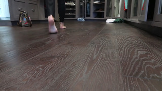 Erika Costell feet photo thumbnail