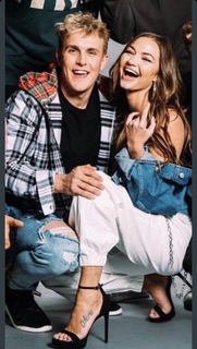 Erika Costell feet photo thumbnail
