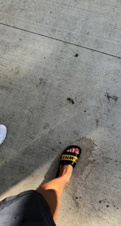 Erika Costell feet photo thumbnail