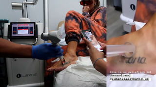 Erika Costell feet photo thumbnail