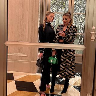 Erika Costell feet photo thumbnail