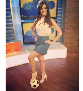 Erika Csiszer feet photo 7