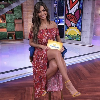 Erika Csiszer feet photo 7