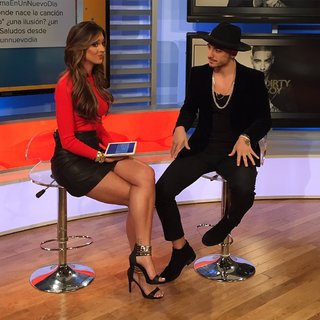 Erika Csiszer feet photo 3