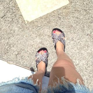 Erika feet photo 10
