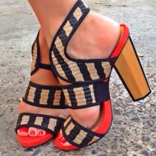 Erika feet photo 11