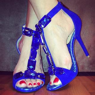 Erika feet photo 13