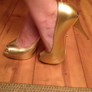 Erika feet photo 16