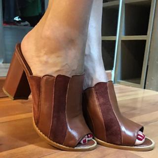 Erika feet photo 15