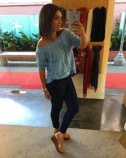 Erika feet photo 6