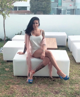 Erika Fernández feet photo 1