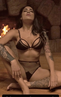 Erika Fernández feet photo 13