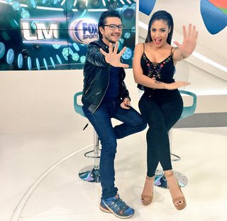 Erika Fernández feet photo 11