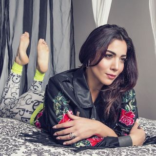 Erika Fernández feet photo 8
