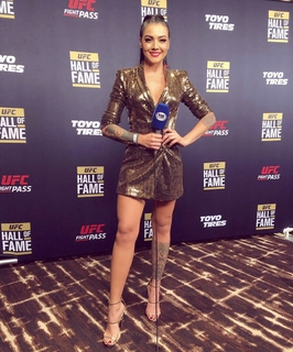 Erika Fernández feet photo 14