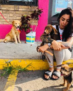 Erika Fernández feet photo 4