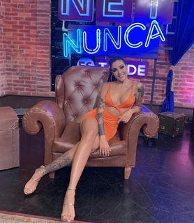 Erika Fernández feet photo 20