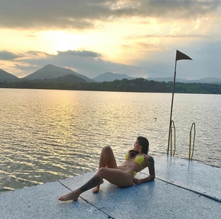 Erika Fernández feet photo 19