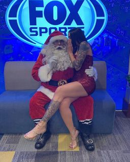 Erika Fernández feet photo 10