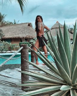 Erika Fernández feet photo 5