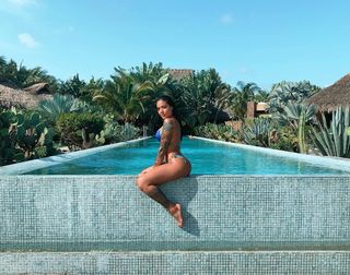 Erika Fernández feet photo 8