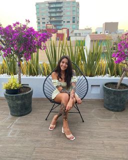 Erika Fernández feet photo 2