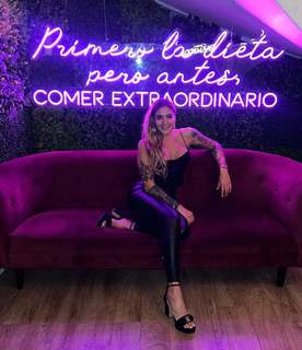 Erika Fernández feet photo 13