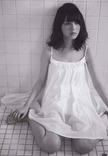 Erika Ikuta feet photo 13