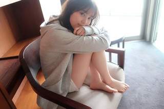 Erika Ikuta feet photo 14