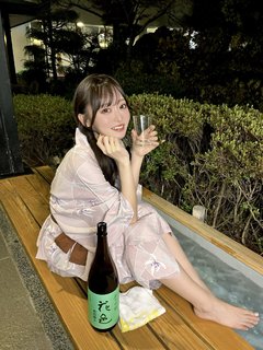Erika Ishitobi feet photo 10