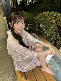 Erika Ishitobi feet photo 9