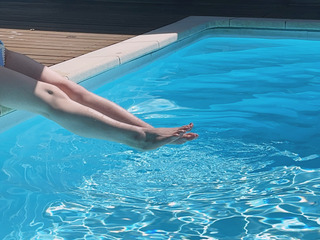 Erika Ishitobi feet photo 17