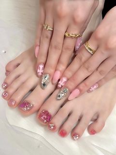 Erika Ishitobi feet photo 10