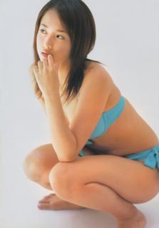 Erika Sawajiri feet photo 19