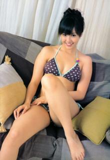 Erika Sawajiri feet photo 18