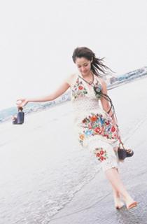 Erika Sawajiri feet photo 6