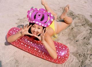 Erika Sawajiri feet photo 3