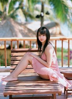 Erika Sawajiri feet photo 19