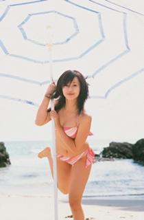 Erika Sawajiri feet photo 16