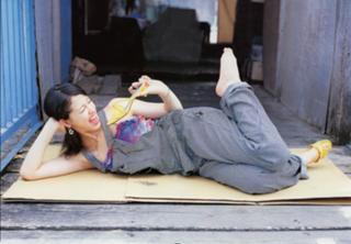 Erika Sawajiri feet photo 11
