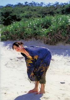 Erika Sawajiri feet photo 20