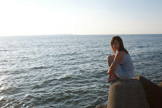 Erika Sawajiri feet photo 15