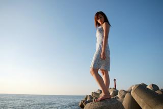 Erika Sawajiri feet photo 10