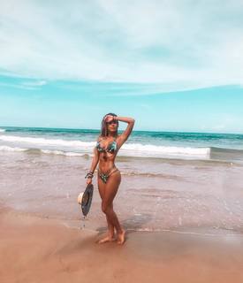 Erika Schneider feet photo 15