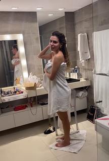 Erika Schneider feet photo 18