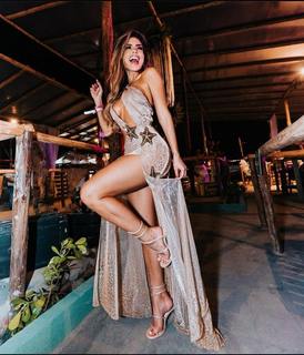 Erika Schneider feet photo 7