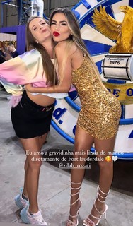 Erika Schneider feet photo 5